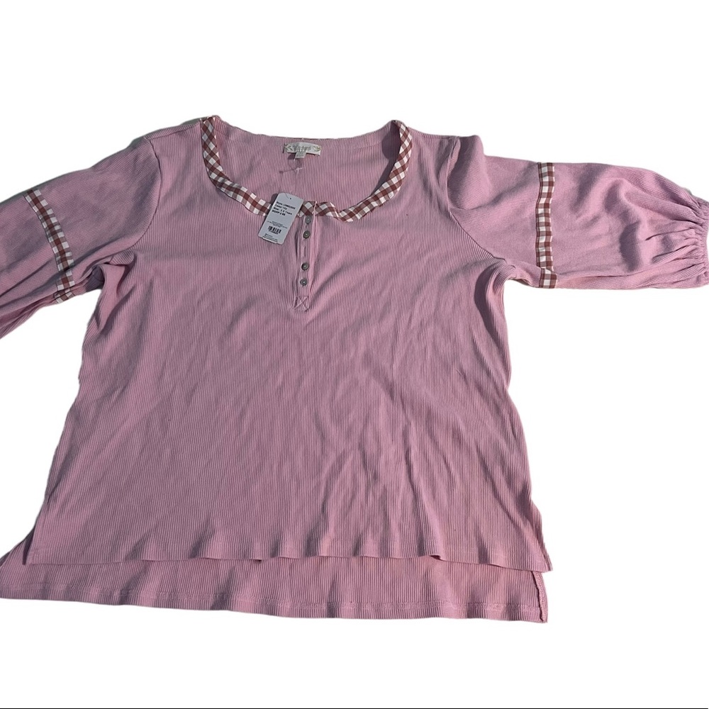 🟡2/$15⭐️Women 2x long sleeve shirt by Suzanne Betro